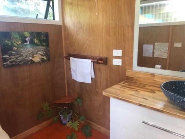 Sunrise Cabin At First Light Rangihaeata Retreat Takaka Extérieur photo
