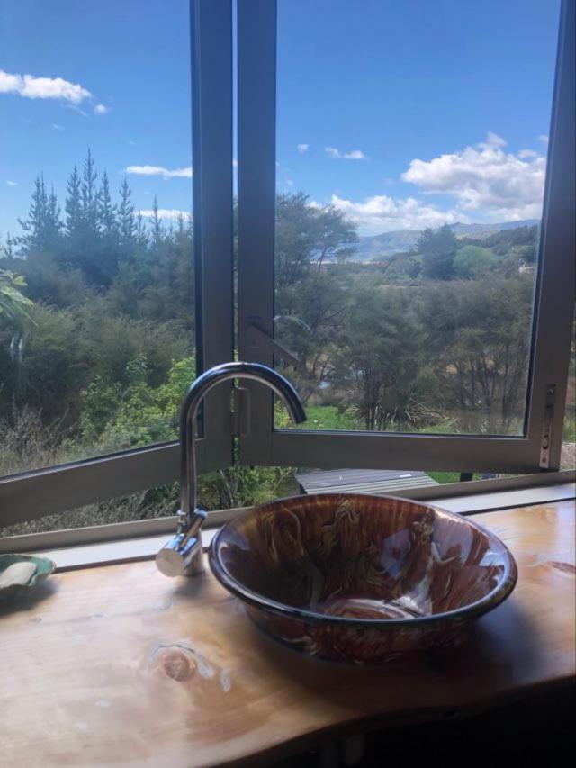 Sunrise Cabin At First Light Rangihaeata Retreat Takaka Extérieur photo